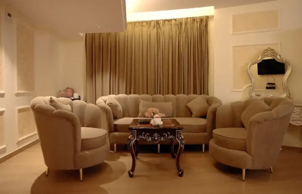 Hotel Celestial Manor