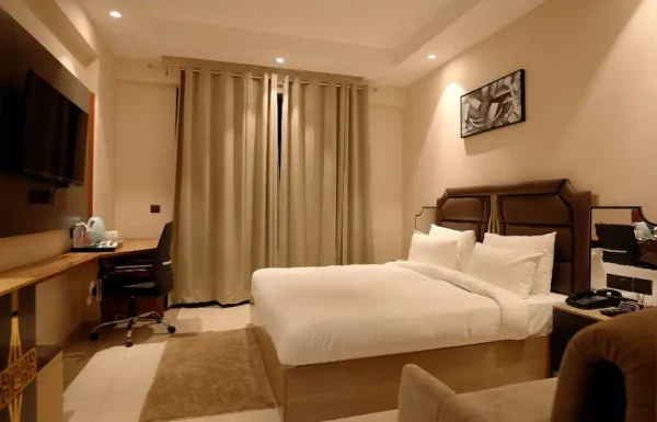 Hotel Celestial Manor