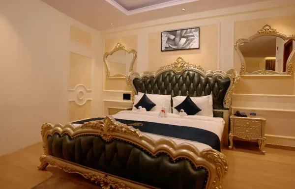 Hotel Celestial Manor