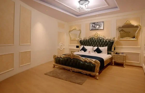 Hotel Celestial Manor